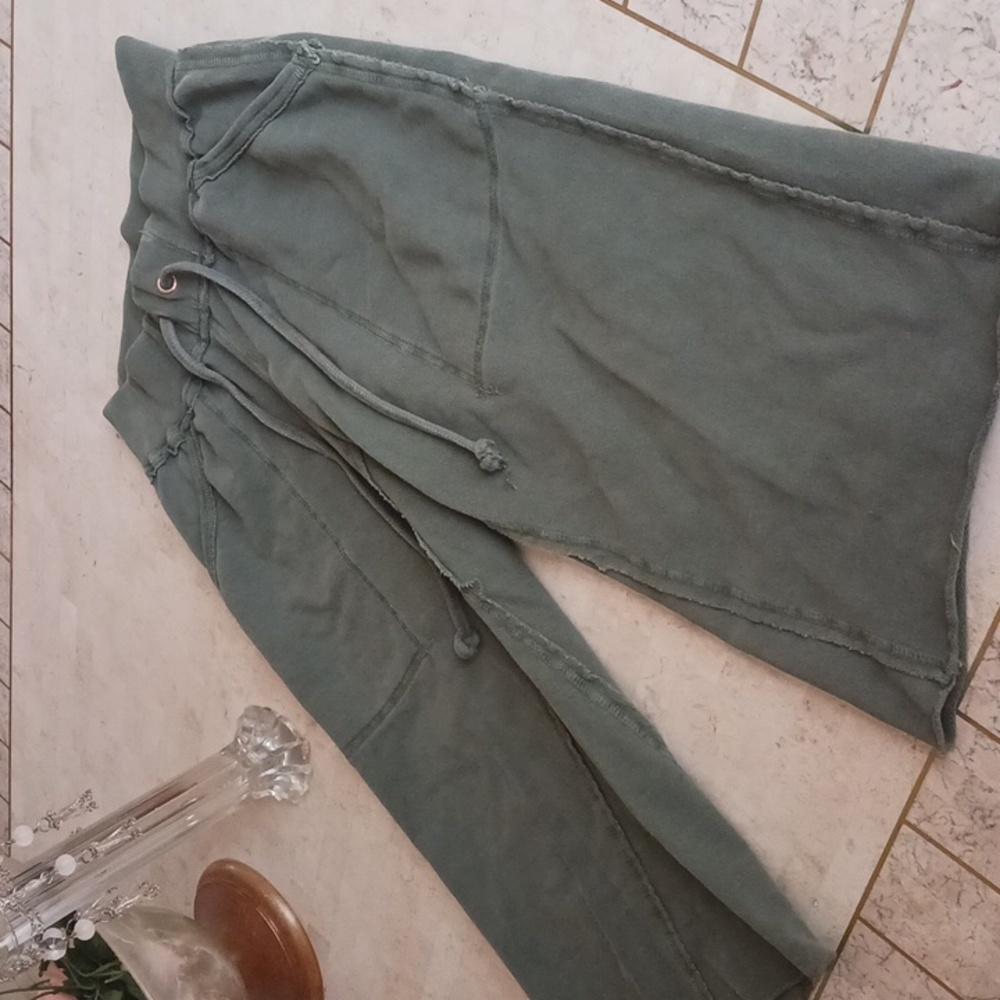 Vintage Women's long shorts,brand-"Joie" sz S,,cotton-New-U.S.A.